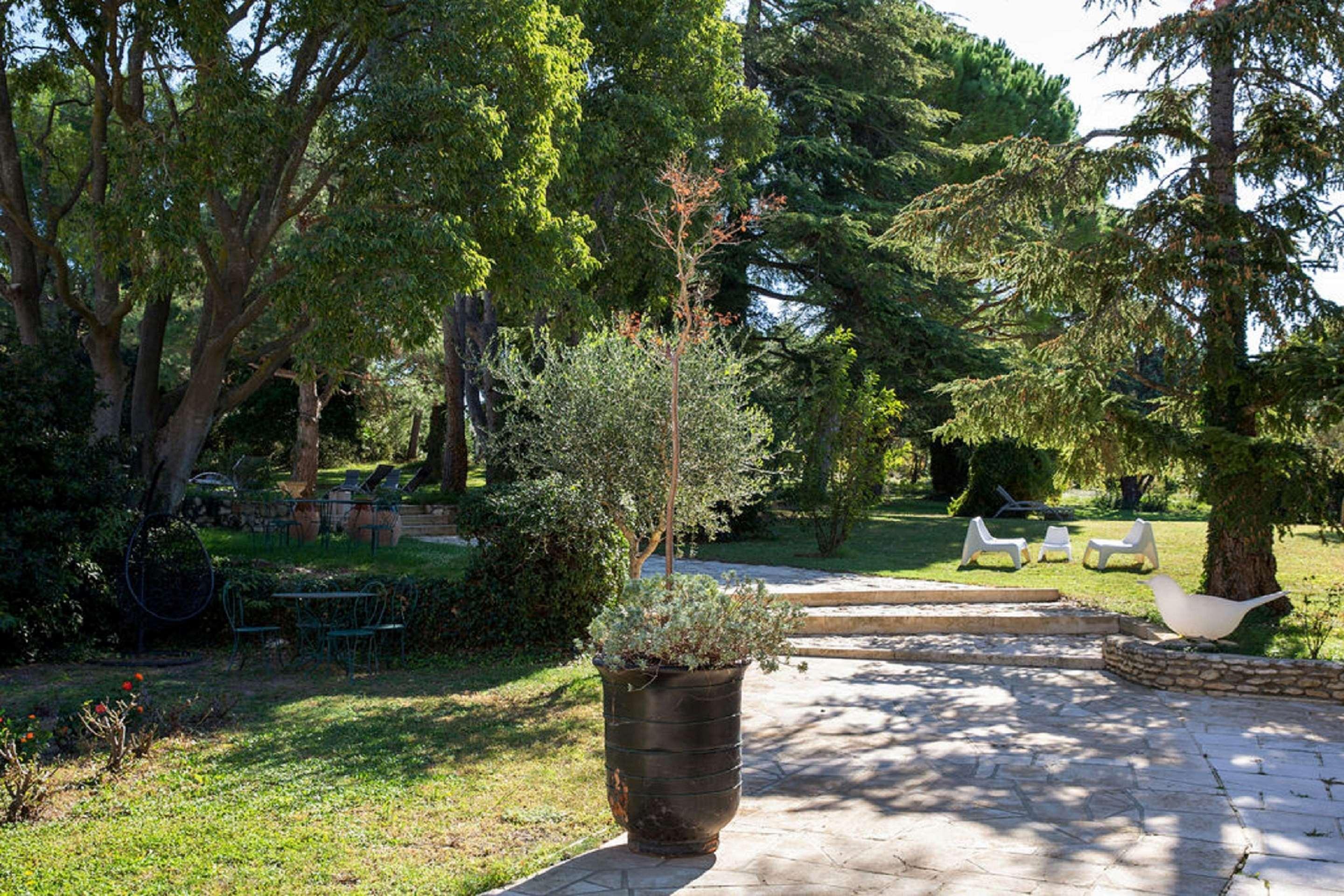 Best Western Le Val Majour Fontvieille Kültér fotó