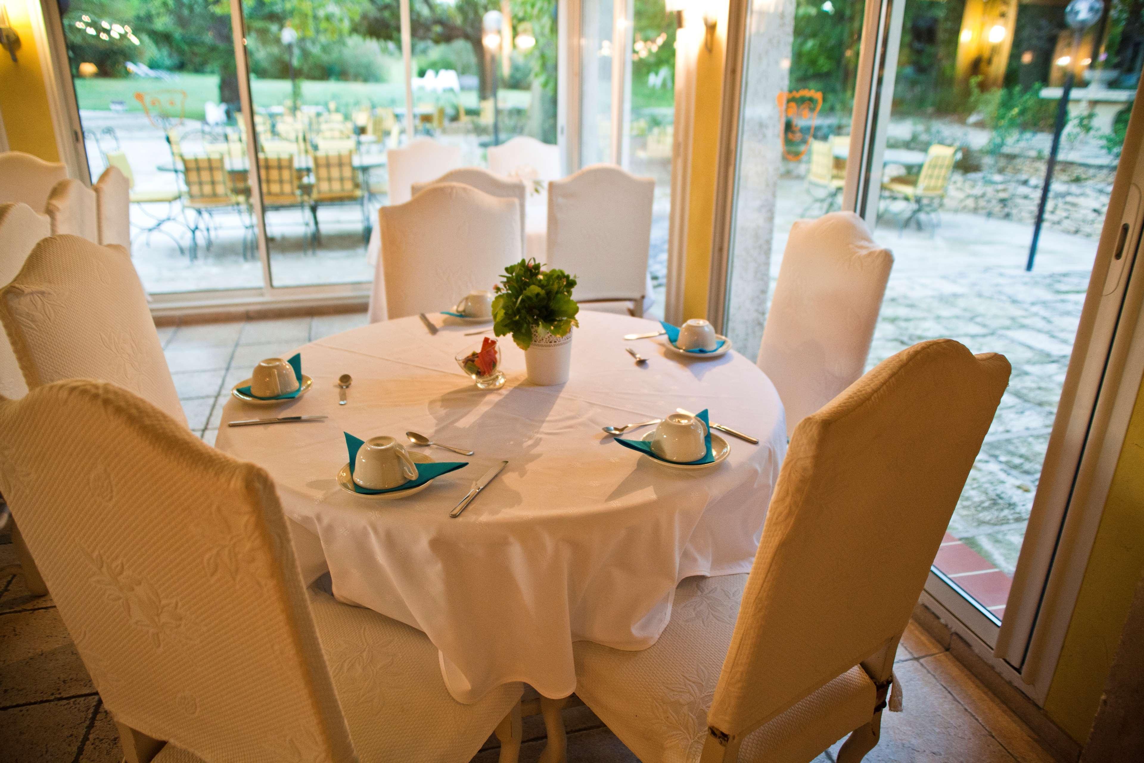 Best Western Le Val Majour Fontvieille Kültér fotó