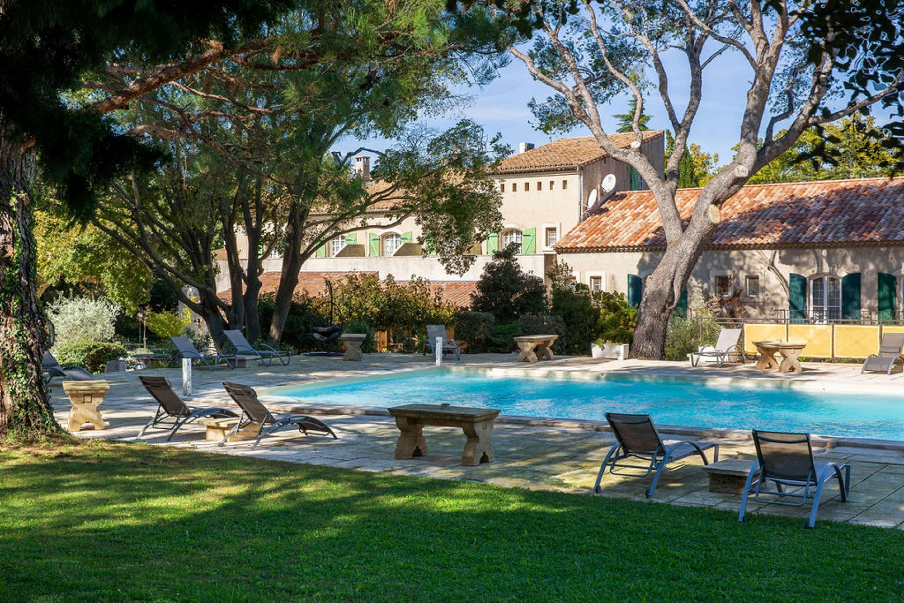 Best Western Le Val Majour Fontvieille Kültér fotó