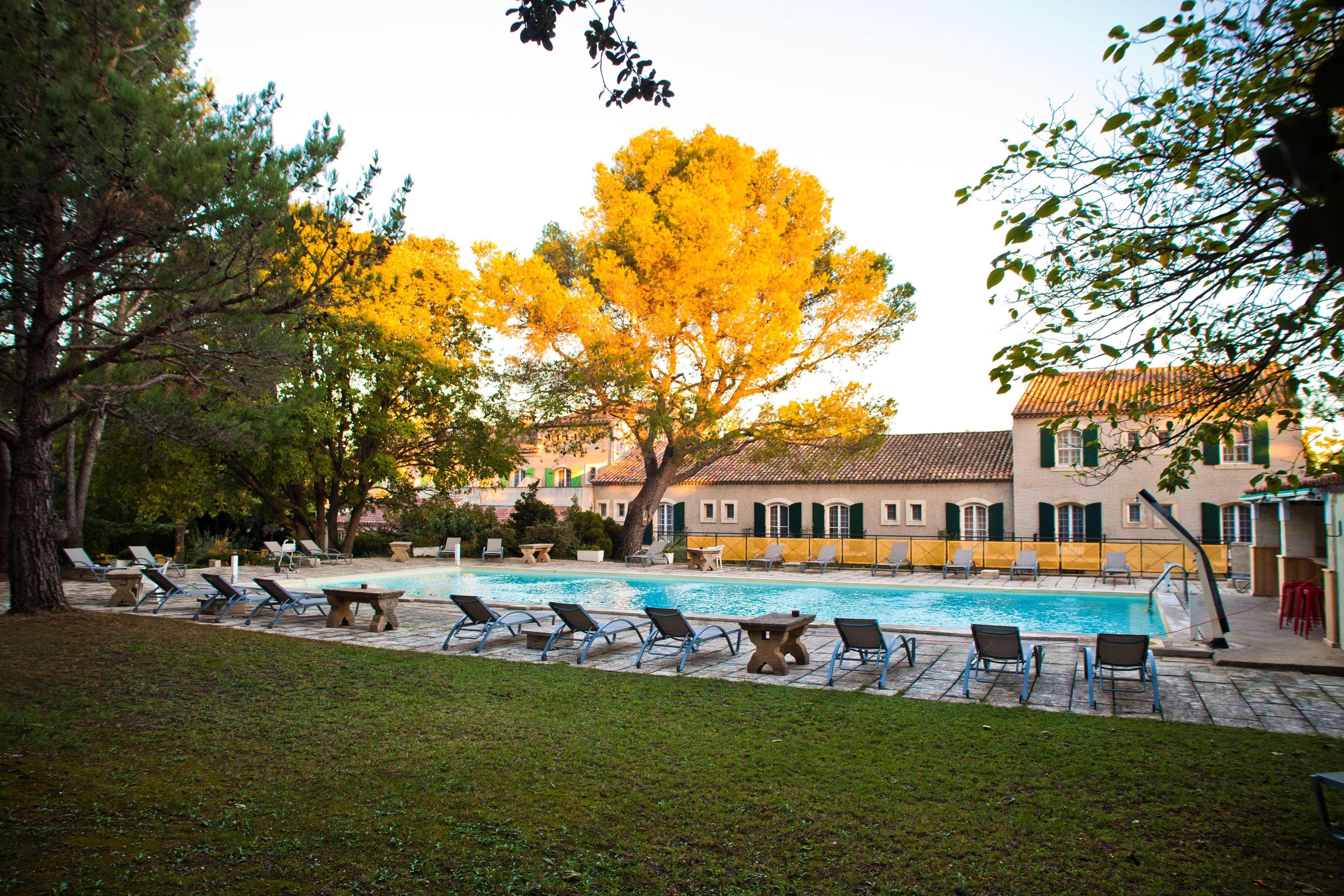 Best Western Le Val Majour Fontvieille Kültér fotó