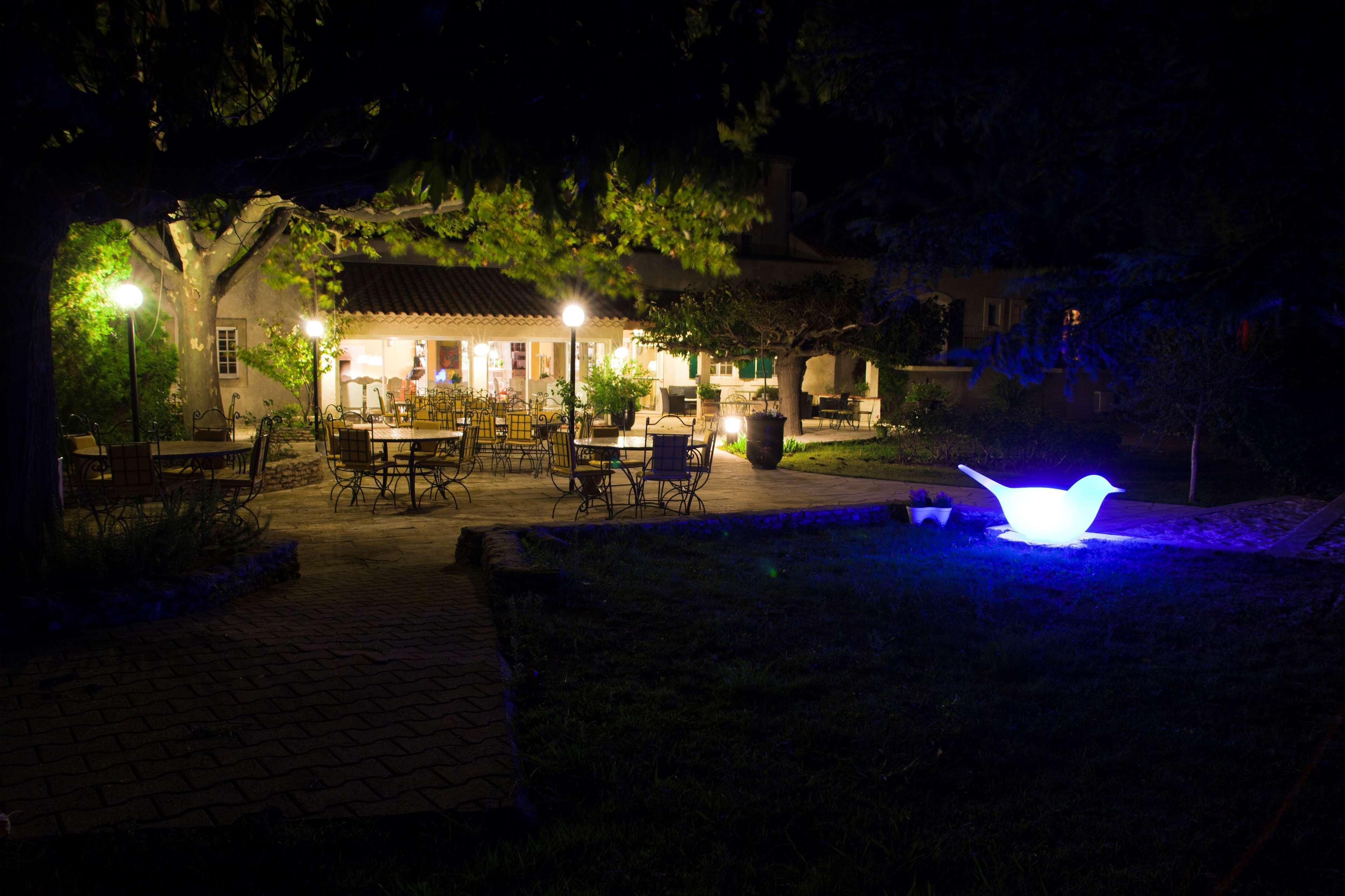 Best Western Le Val Majour Fontvieille Kültér fotó
