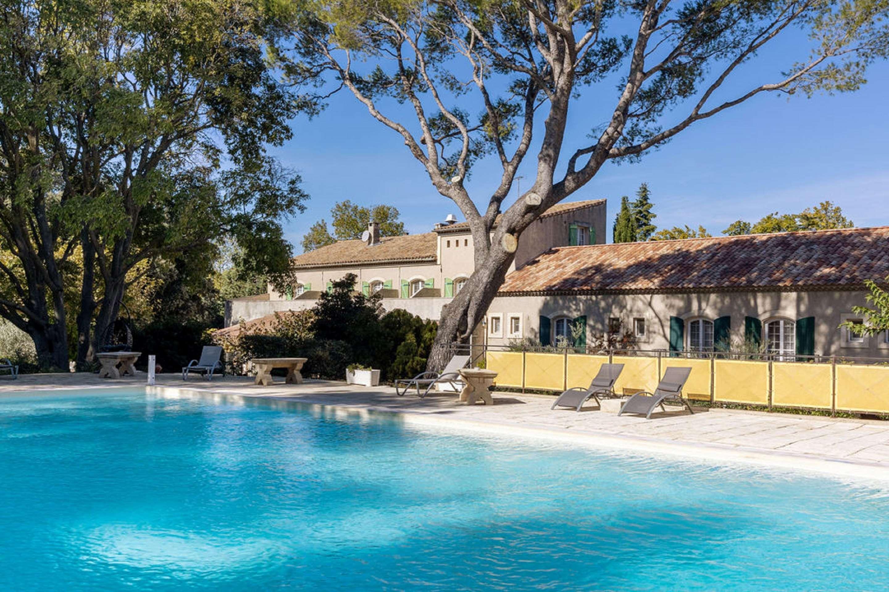Best Western Le Val Majour Fontvieille Kültér fotó