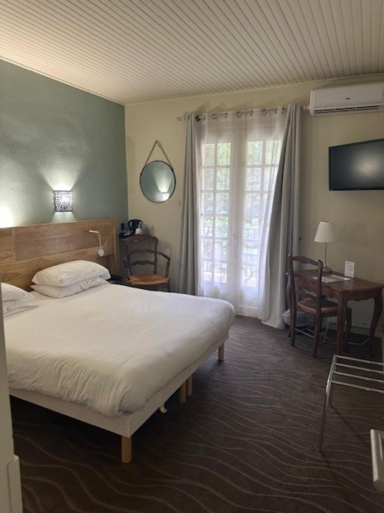 Best Western Le Val Majour Fontvieille Kültér fotó